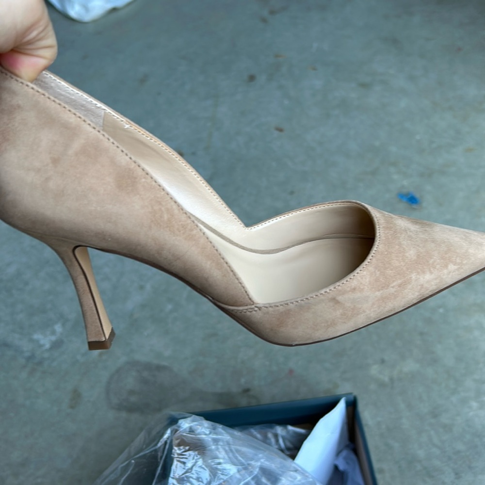 Ann Taylor size 7 NEW Azra Suede Pump